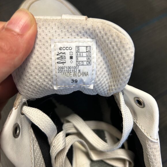 ECCO street 720 Women's Leather Gore-Tex Sneaker - Picture 8 of 8